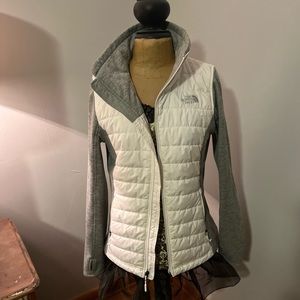 Women’s Size Medium White and Gray north face fall coat